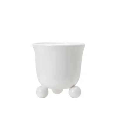 kruka-i-vitt-med-kulfötter-small