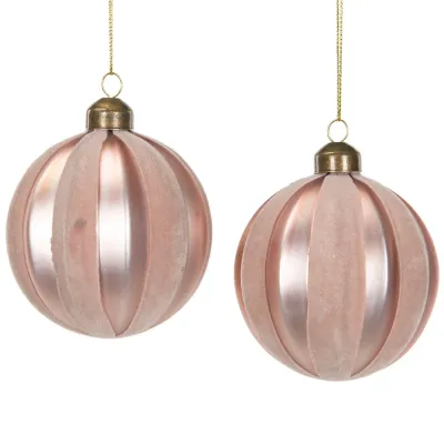 julkula-i-rosa-med-ränder-i-sammet